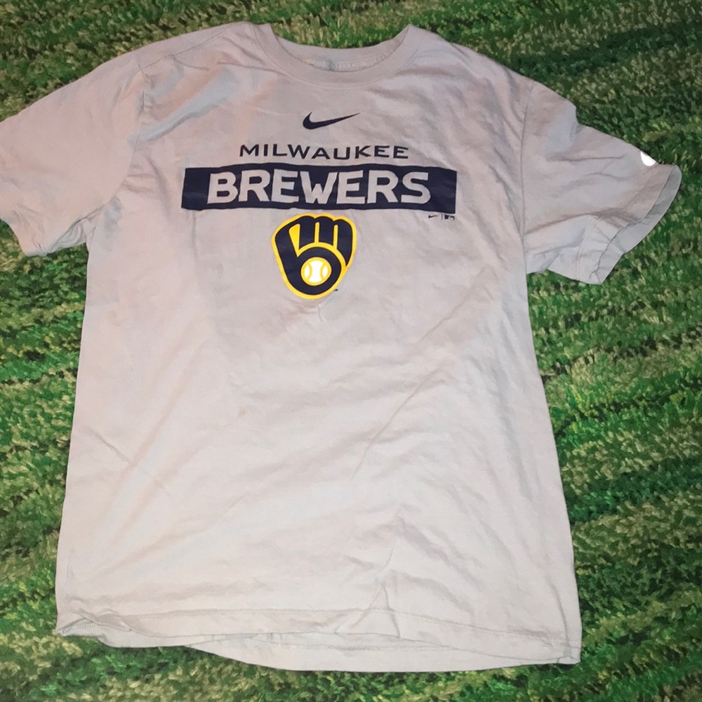 Nike Milwaukee Brewers White Graphic Tee - Men's